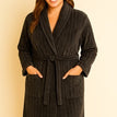 Large / dark grey Lines ptrn / Shawl