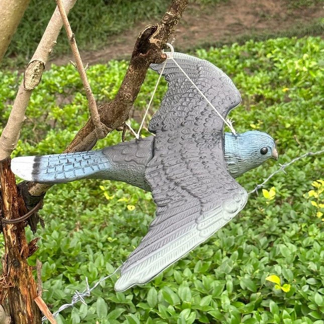 Flying Hawk Falcon Pest Repellent Deterrent Decoy Hawk Scarer Birds Cats Foxes