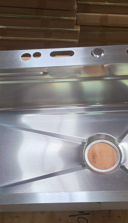 Stainless Steel Waterfall Kitchen Sink Single Bowl 78x48cm Kitchen Workstation