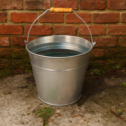 TRADITIONAL GALVANISED STRONG STEEL METAL BUCKET WITH WOODEN HANDLE 9L To 18L
