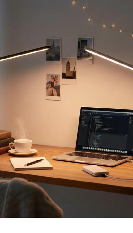 USB Clip-On LED Desk Lamp – Adjustable 4000K
