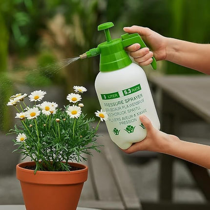 1L/3L Garden Pressure Sprayer Portable Hand Pump Bottle for Chemicals, Weed Killer, Fertilizers, Pesticides, Watering Plants, Lightweight Outdoor Spray Tool for Lawn, Garden, Patio, Plant Care